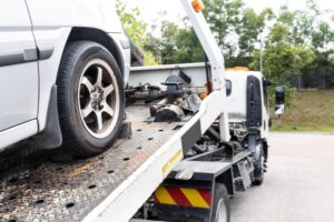 Bornova Barbaros Mahallesi Oto Çekici Hizmeti